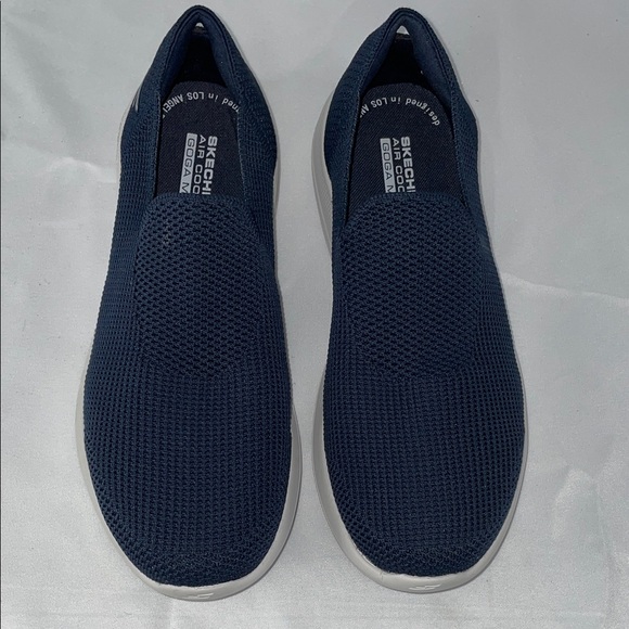 SKECHERS GO WALK GOGA MAT SNEAKERS 
FTL-10-199 - Picture 1 of 8